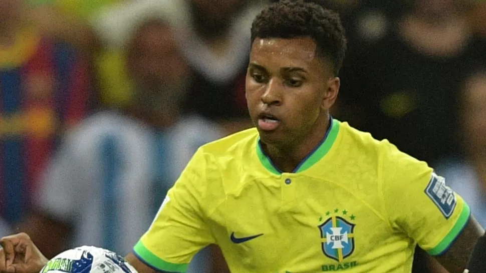 Rodrygo, futbolista brasileño de 22 años. | Foto: AFP