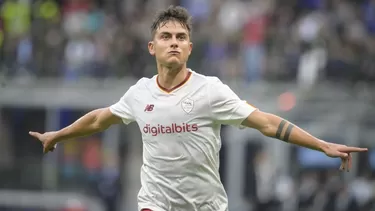 Paulo Dybala anotó el 1-1 transitorio a los 39&#39;. | Foto: @OfficialASRoma/Video: Espn