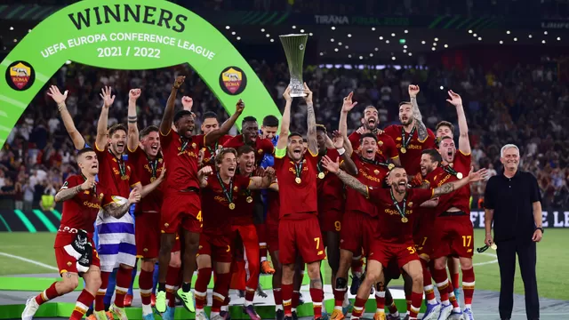 La Roma se coronó campeona de la primera Conference League tras vencer 1-0 al Feyenoord