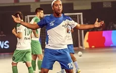 Mira el golazo de Ronaldinho en la Liga Premier de Futsal en la India - Noticias de india