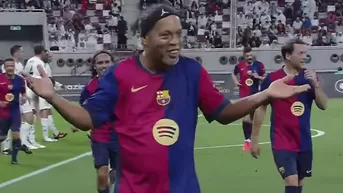 Ronaldinho marcó un golazo en clásico de leyendas