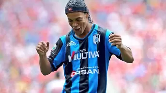 Ronaldinho no piensa en retirarse: "Espero jugar muchos años más"