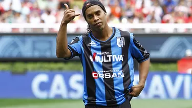 Ronaldinho rescindió contrato con el Querétaro de México