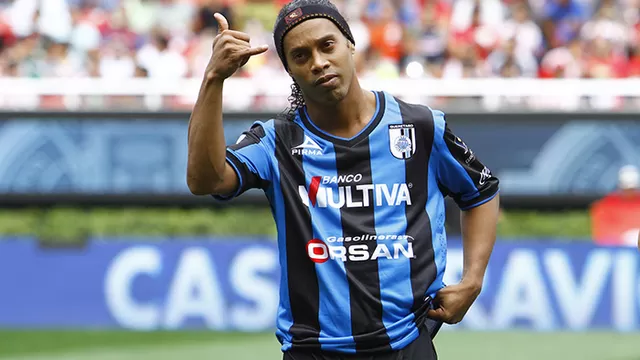 Ronaldinho rescindió contrato con el Querétaro de México