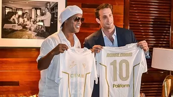 Ronaldinho sale del retiro a los 46 y ficha por este histórico club italiano del fútbol profesional
