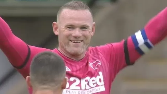 Rooney marcó golazo de tiro libre y le dio el triunfo 1-0 al Derby County sobre Norwich