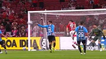 Salieron los audios del VAR en el penal de Noriega con Gremio