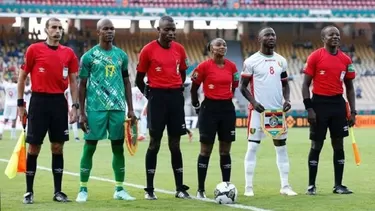 Salima Rhadia Mukansanga, primera mujer en arbitrar un partido de la Copa de África