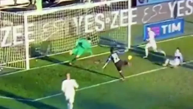 Samir Handanovic: brutal atajada del portero del Inter ante el Atalanta
