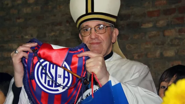 San Lorenzo lucirá una camiseta especial por los diez años del papado de Francisco