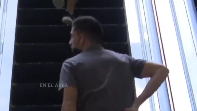 El atacante mexicano-peruano quedó fuera de la convocatoria de León por la Liga MX. | Video: Twitter 