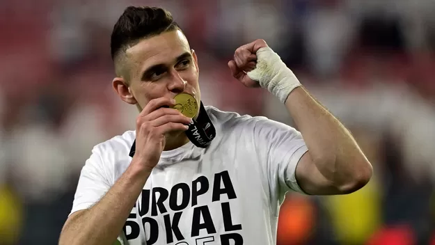 Santos Borré tras ganar la Europa League: Es un mimo al corazón por no ir al Mundial