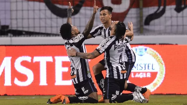 Marinho marcó el gol del triunfo para Santos a los 59. | Foto: AFP