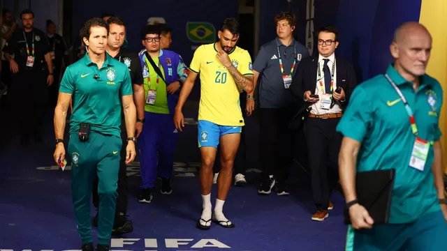 Brasil confirmó la lesión que alejará al jugador de Flamengo del partido de octavos de final del Mundial 2026. | Reuters by Phil Noble
