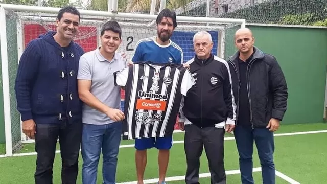 Sebastián Abreu firmó por su club número 30 a los 44 años: Athletic Club de Minas Gerais