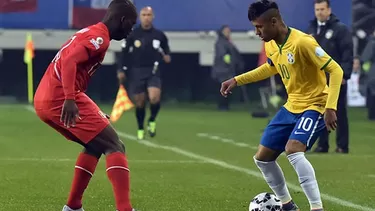 Neymar y Advíncula repetirán duelo de Chile 2015. (AFP)