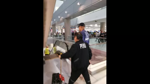 Paolo Guerrero ya está en Miami | Foto: Manuel Núñez.