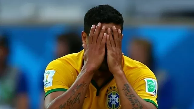 Seleccionados de Brasil se solidarizan con Neymar