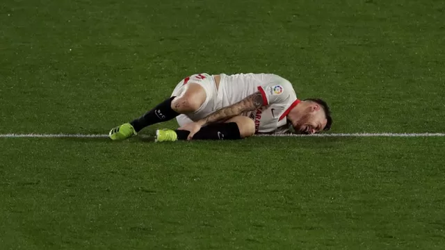 Sevilla da detalles del estado de Lucas Ocampos tras escalofriante lesión