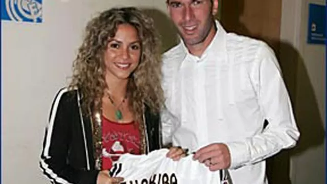 Shakira y la foto con Zidane que enfurece a los hinchas del Barcelona-foto-2