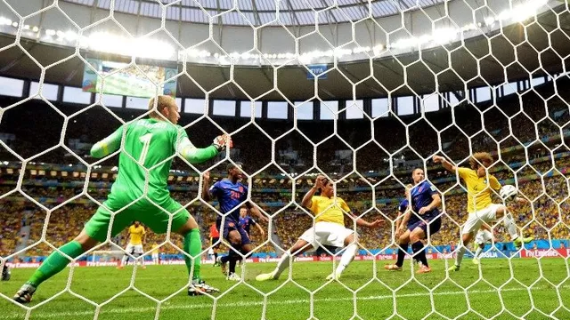 Revive en imágenes el triunfo de Holanda sobre Brasil-foto-11