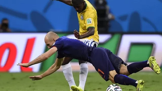 Revive en imágenes el triunfo de Holanda sobre Brasil-foto-14