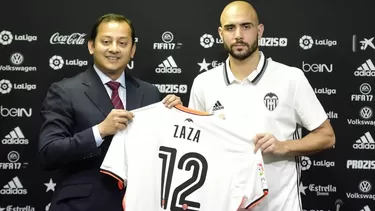 Simone Zaza al ser presentado en Valencia: &quot;Tengo ganas de jugar aquí&quot;