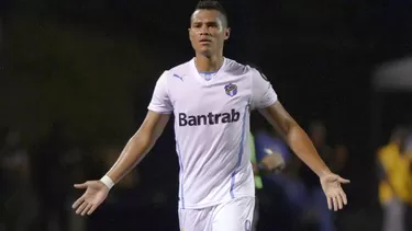 Rolando Blackburn, de 27 años, se formó en el Tauro FC (Foto: AFP)