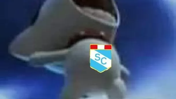 Sporting Cristal protagonizó memes tras caer en Copa Libertadores.