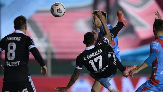 Sporting Cristal vs. Arsenal: Christofer Gonzáles marcó el 1-1 con golazo de chalaca