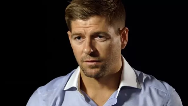 Steven Gerrard anunció que se retira de la selección de Inglaterra