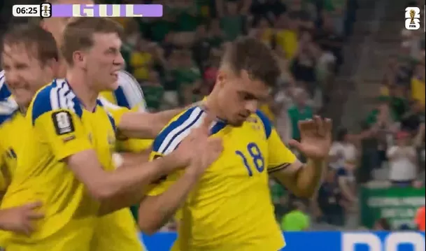 Yasin Ayari anotó el 1-0 de Suecia sobre Túnez Yasin Ayari anotó el 1-0 de Suecia sobre Túnez