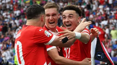 Suiza e Italia se enfrentan en los octavos de final de la Eurocopa / Foto: AFP