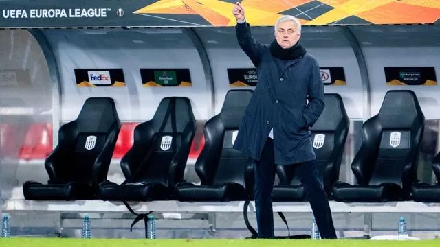 José Mourinho, entrenador portugués de 57 años. | Foto: AFP