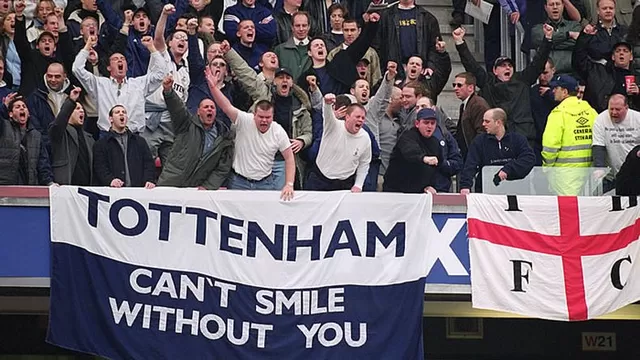 Tottenham tomó esta drástica medida con sus hinchas. | Foto:  Tottenham