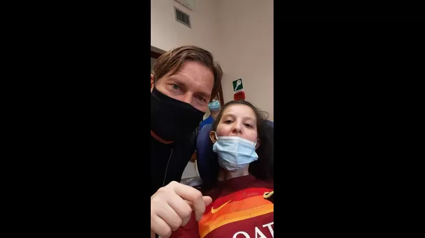 Ilenia Matilli pasó 9 meses en coma y se despertó tras escuchar el mensaje de ánimo de Totti | Foto: Getty Images.