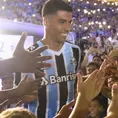 ¡Tremendo! Así explotó la Arena do Gremio con la presentación de Luis Suárez