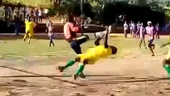 Video viral: ¿Esta es la peor falta en la historia del fútbol?