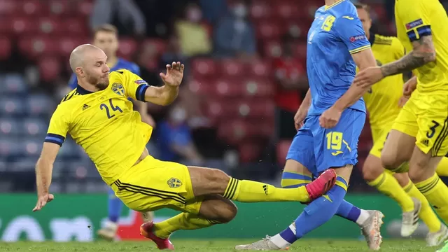 Ucrania vs. Suecia: Marcus Danielson vio la roja tras escalofriante falta en la Eurocopa