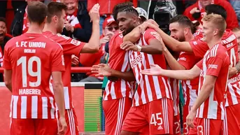 Unión Berlín derrotó 2-0 al Wolfsburgo y sigue como líder de la Bundesliga