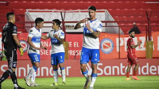 Universidad Católica de Chile venció 1-0 a Argentinos Juniors por Copa Libertadores