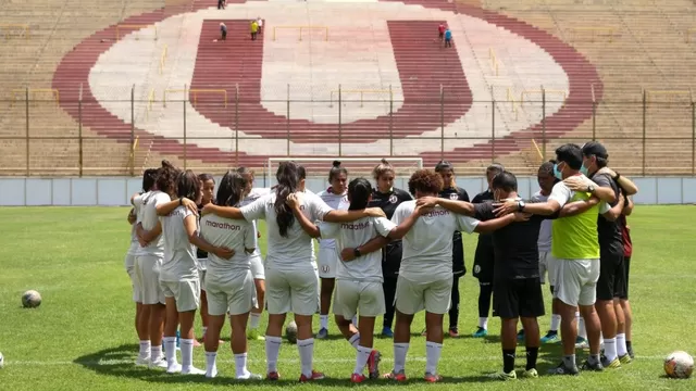 Universitario llegó a Argentina para disputar la Copa Libertadores Femenina