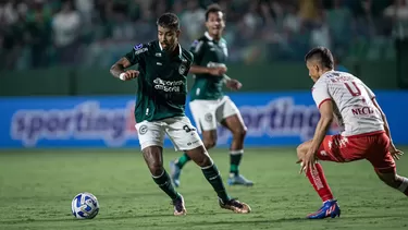 Brasileños y colombianos empataron sin goles en el encuentro que disputaron en el Estadio da Serrinha. | Foto: Goiás. 