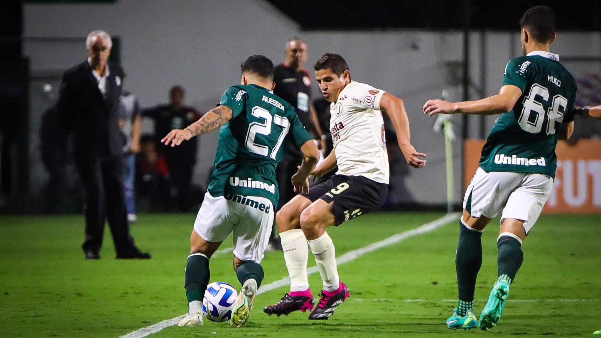 Universitario cayó 1-0 en su visita a Goiás por la Copa Sudamericana