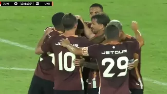 Gabriel Costa convirtió gran gol para el 2-0 de Universitario