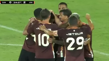 Gabriel Costa convirtió gran gol para el 2-0 de Universitario