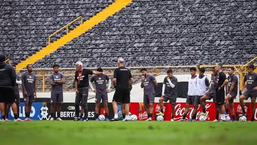 Universitario vs Tolima: Cúper mueve fichas para el triunfo y meterse en octavos Copa Libertadores 2026. | Foto: X de @Universitario / Video: América Deportes