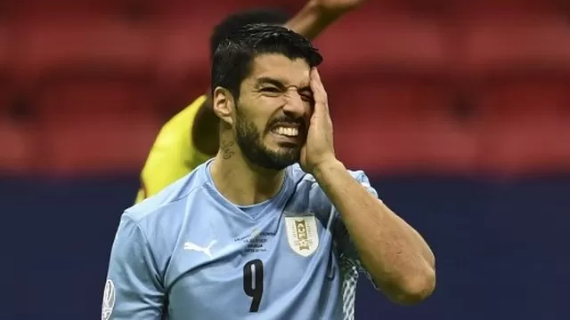 Uruguay: FIFA solicitó que retiren de su escudo dos de las cuatro estrellas