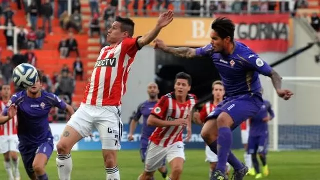 Vargas fue titular en triunfo de la Fiorentina ante Estudiantes de La Plata
