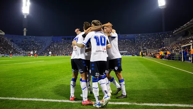 Vélez Sarsfield derrotó 1-0 a River Plate en los octavos de ida de la Libertadores